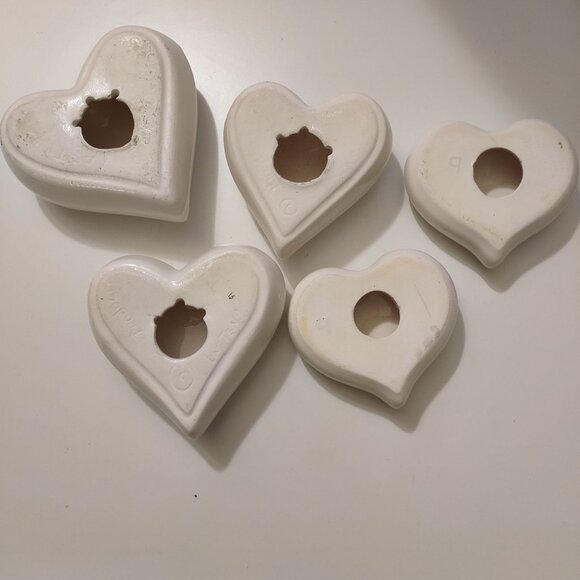 5 Ceramic Heart Shaped Floral Decor Pieces White & Multicolor Hand-Painted - Picture 2 of 3